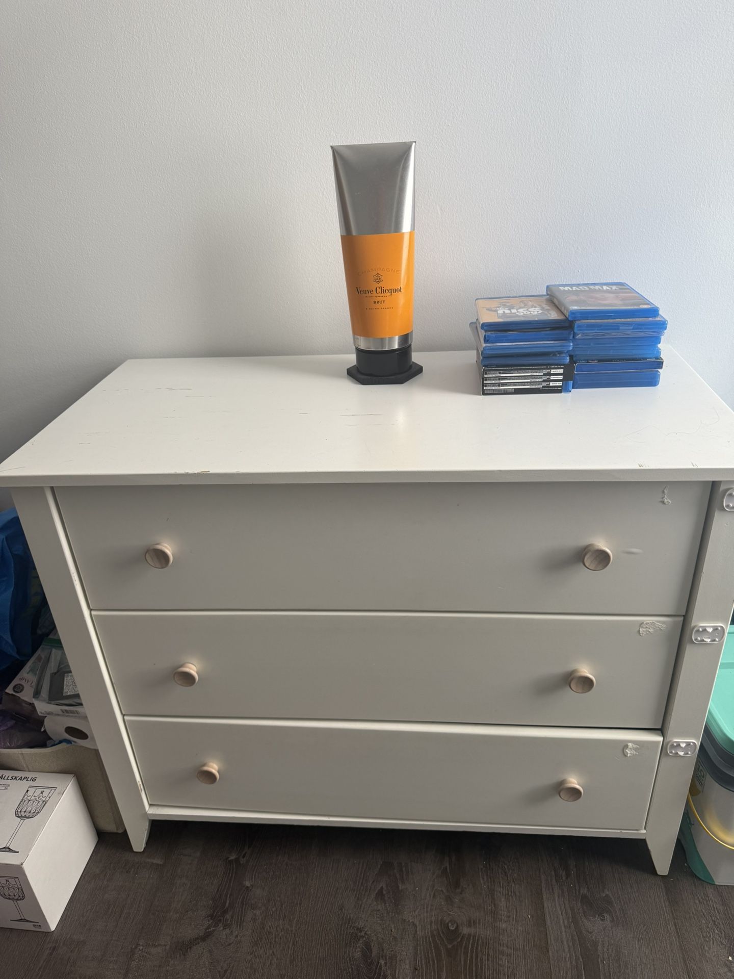 Dresser