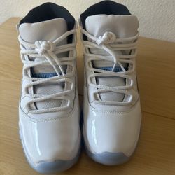 Jordan 11s Legend Blue Retro (No Box)