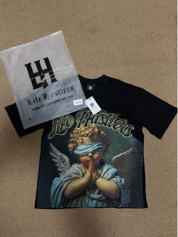 Life hustlers rhinestone tee size medium