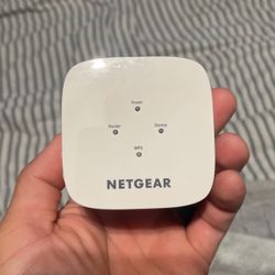 Netgear AC750 Range Extender