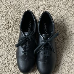 Capezio tap shoe size 8