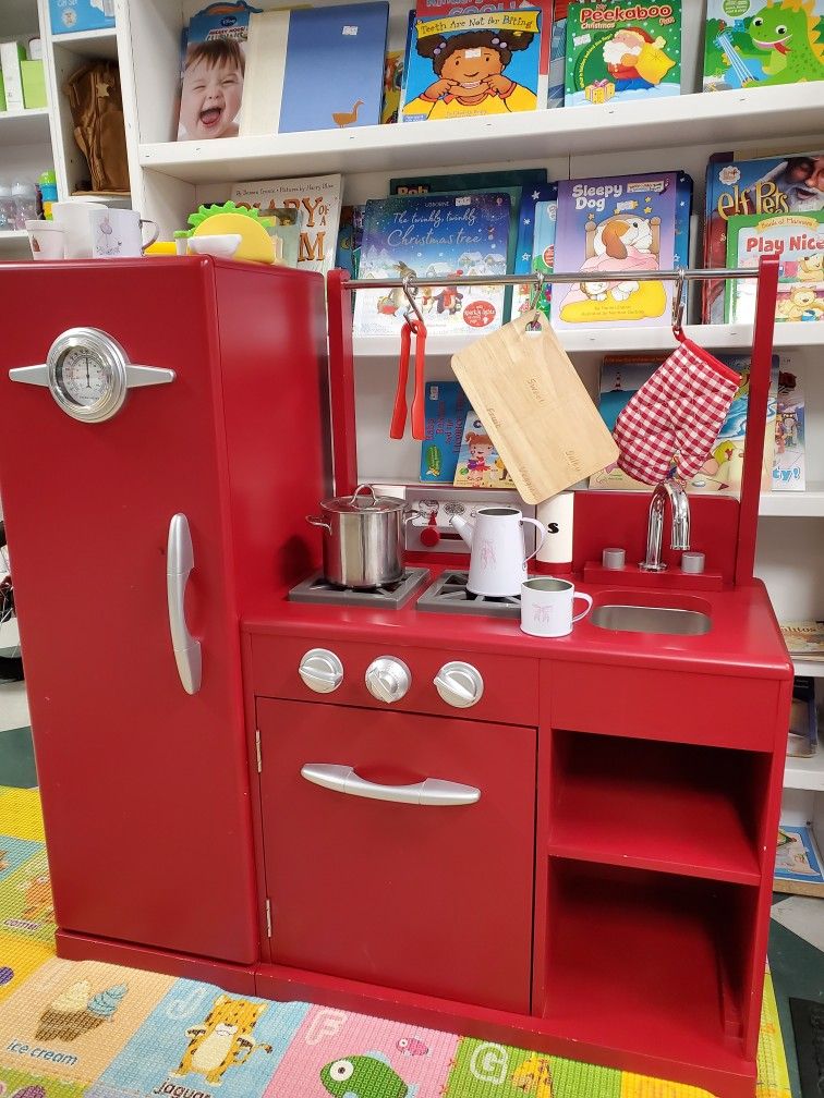 Play Kitchen