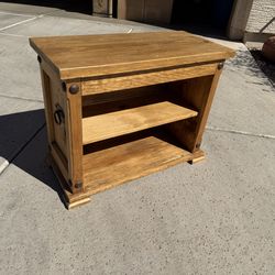 Rustic Pine End Table/Bookcase