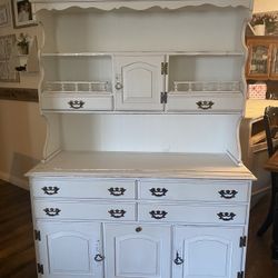 Maple Hutch/Buffet Server