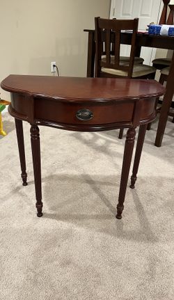 Beautiful Wood Table For Sale!!