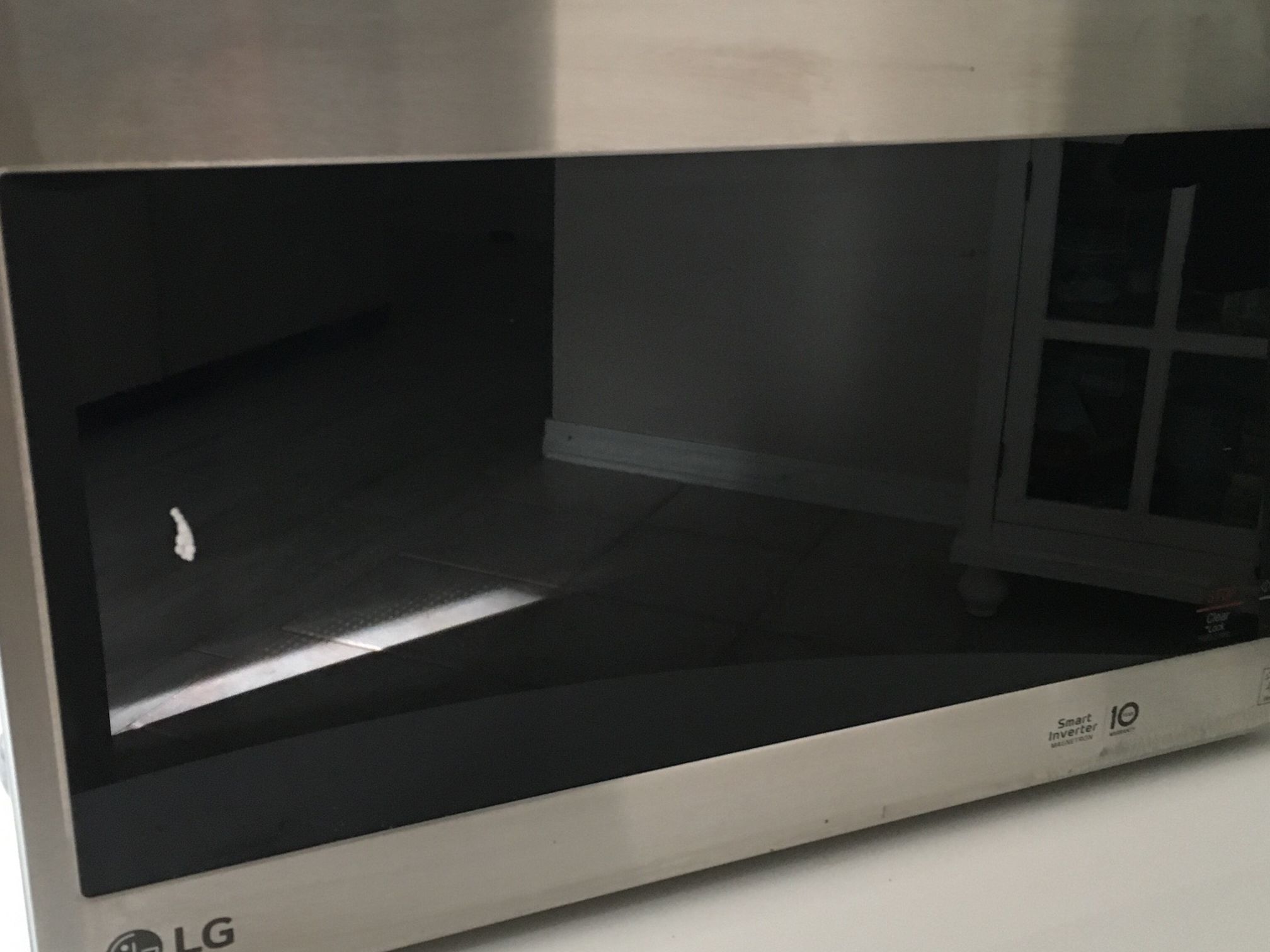 LG Microwave With Faulty Side Panel