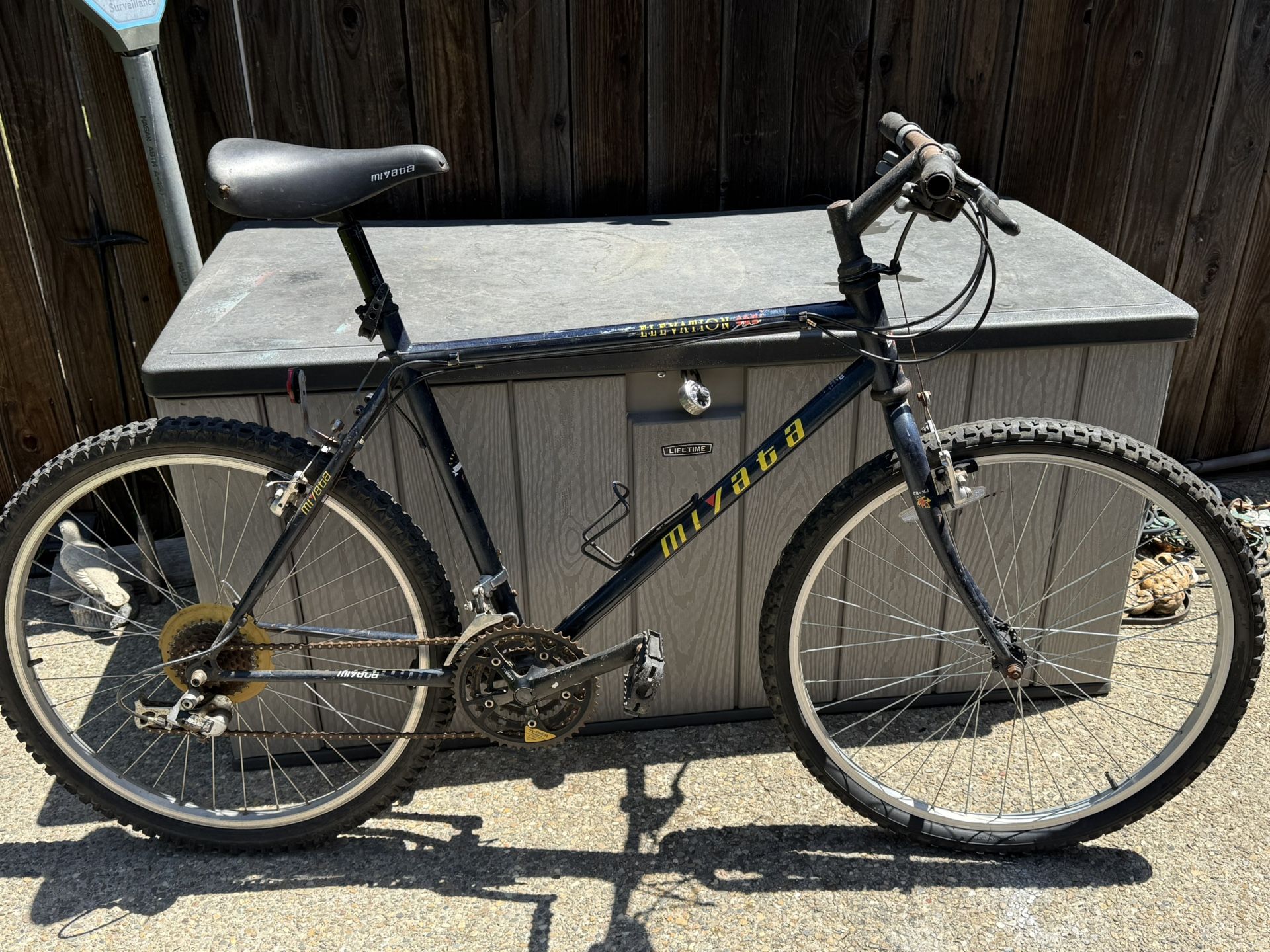 Miyata Elevation 400 Mountain Bike
