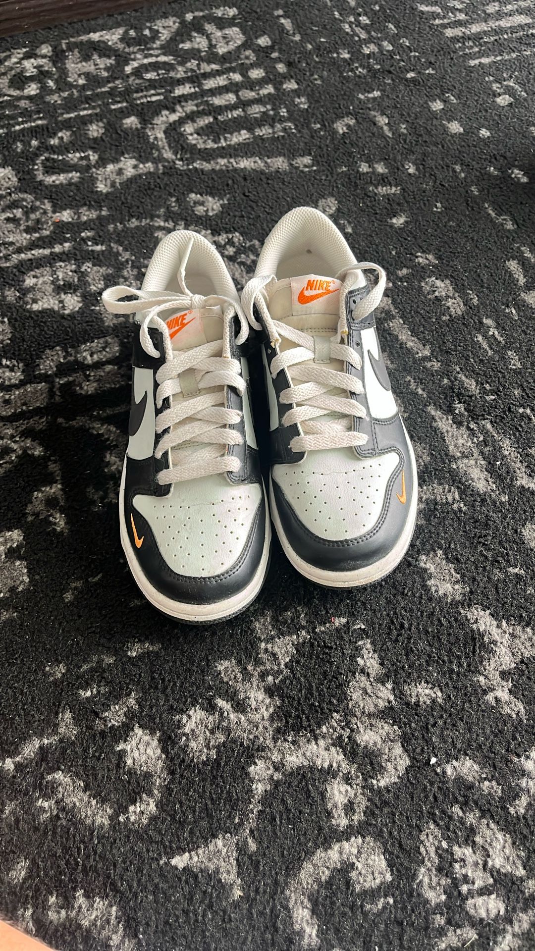 Nike Shoes For Low Price