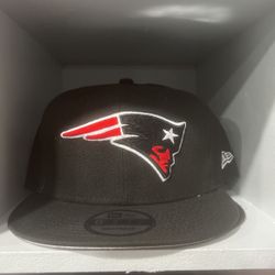 New England Patroits New era fitted hat 🧢 35$ each 