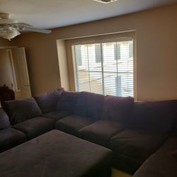 Large Brown Sectional Couch W/chase