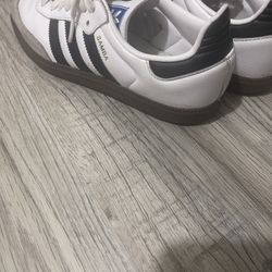 Adidas Sambas Size 6 