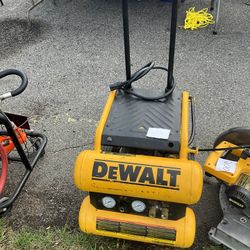 Heavy Duty DEWALT Compressor