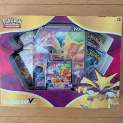 Pokemon Alakazam V Box - 4 Packs Including at least one Evo Skies