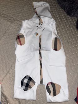 Burberry Outfit 