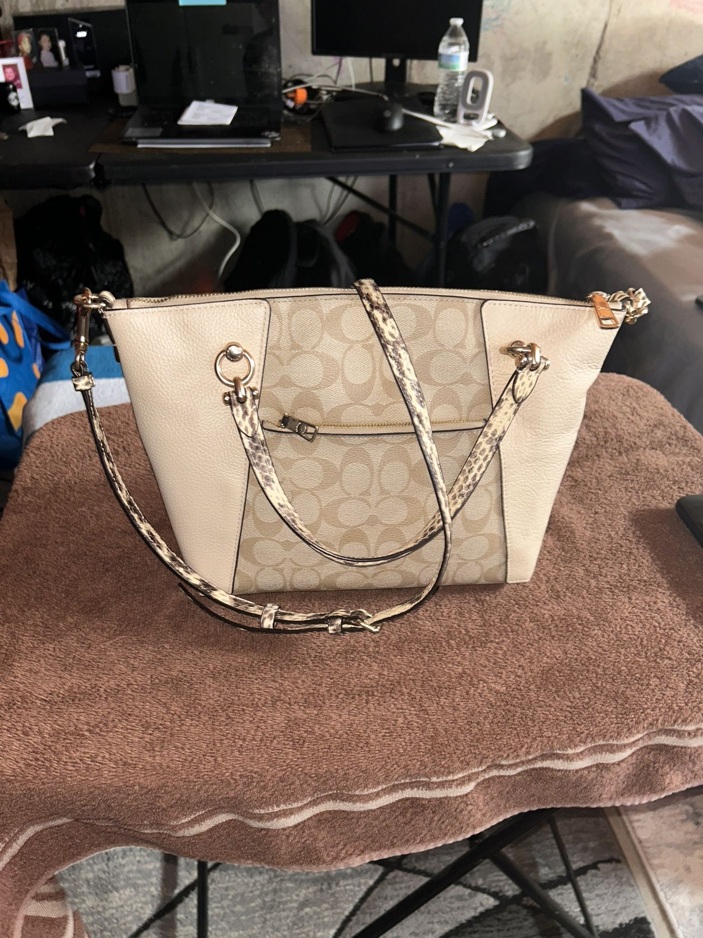 Coach Purse Like New