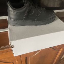 Air Force 1 Black Size 6