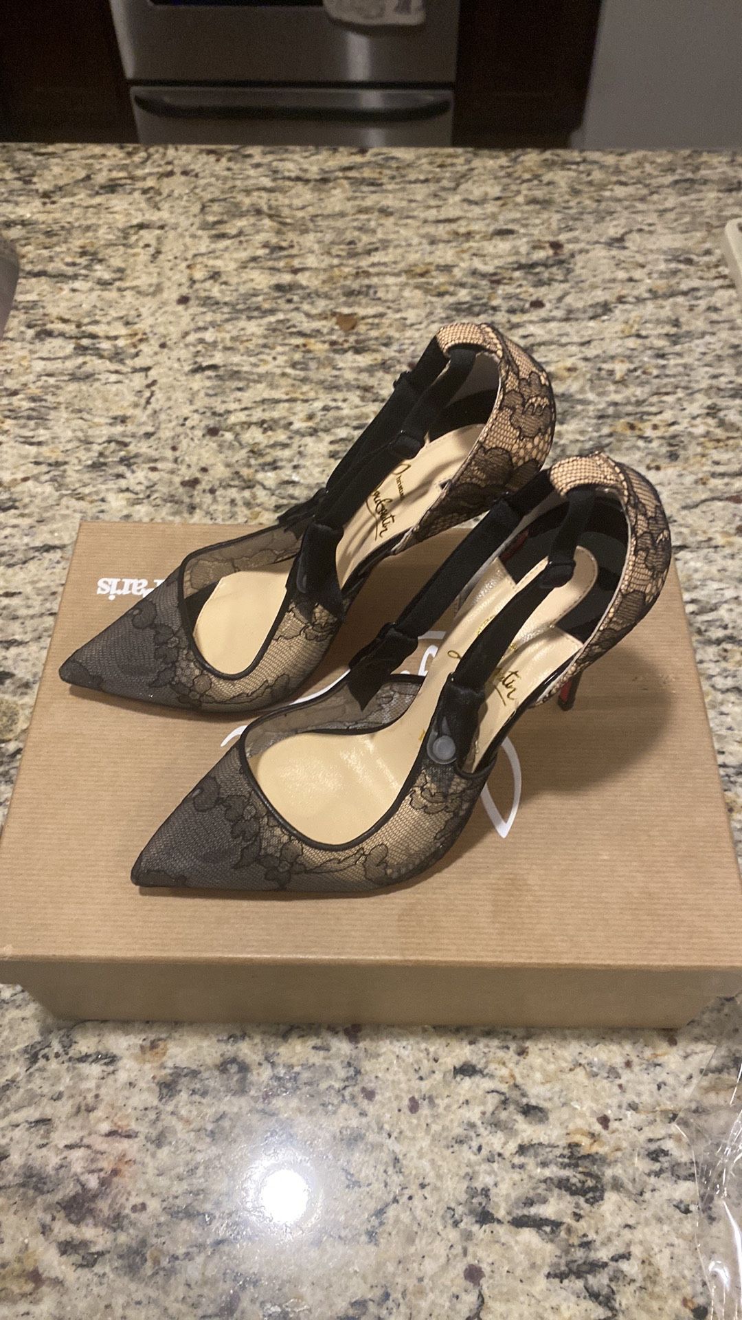 Christian Louboutin Hot Jeanbi 100 Chantilly/Nappa/patent