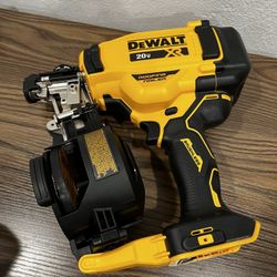 Dewalt 20v Roof Nailer Tool Only 