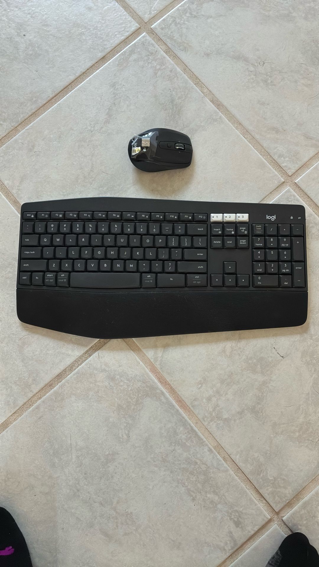 Logitech Keyboard And Mouse Set