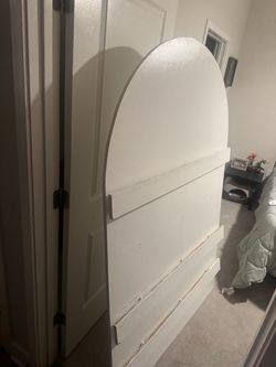 White Arched Wood