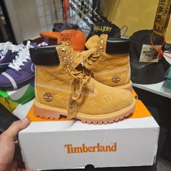 LV TIMBERLANDS 