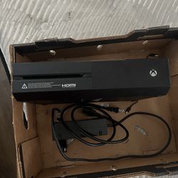 Xbox one + 1 controller (NEED GONE ASAP)
