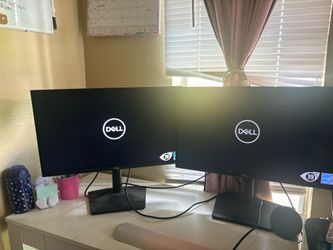 Two dell 24 Monitors