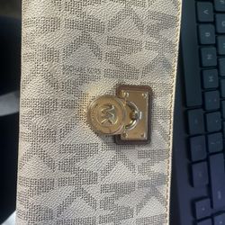 Mk Wallet