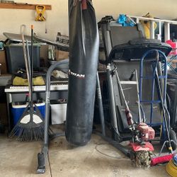 Punching Bag W Stand. 