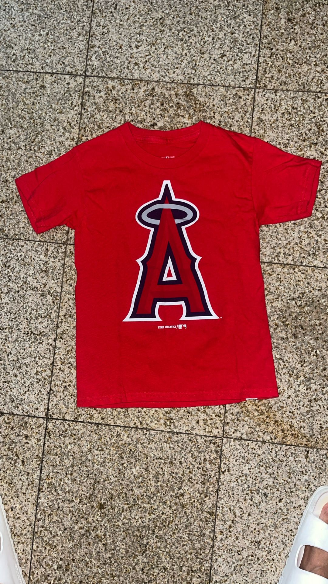 Kids Angels Baseball MLB Tee Shirt Size Small