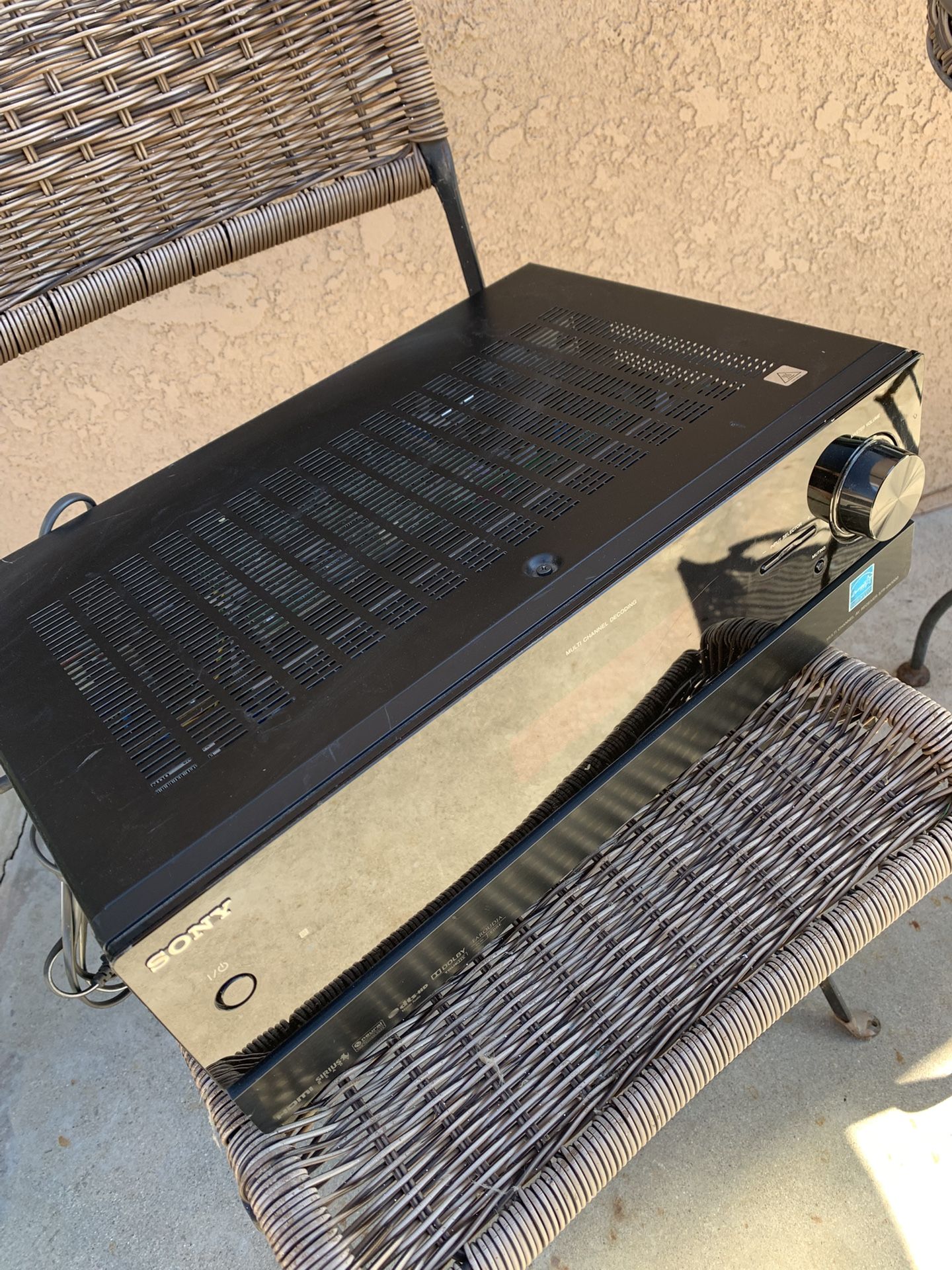 Sony Surround  Sound Receiver   Working Great Multiple Connections