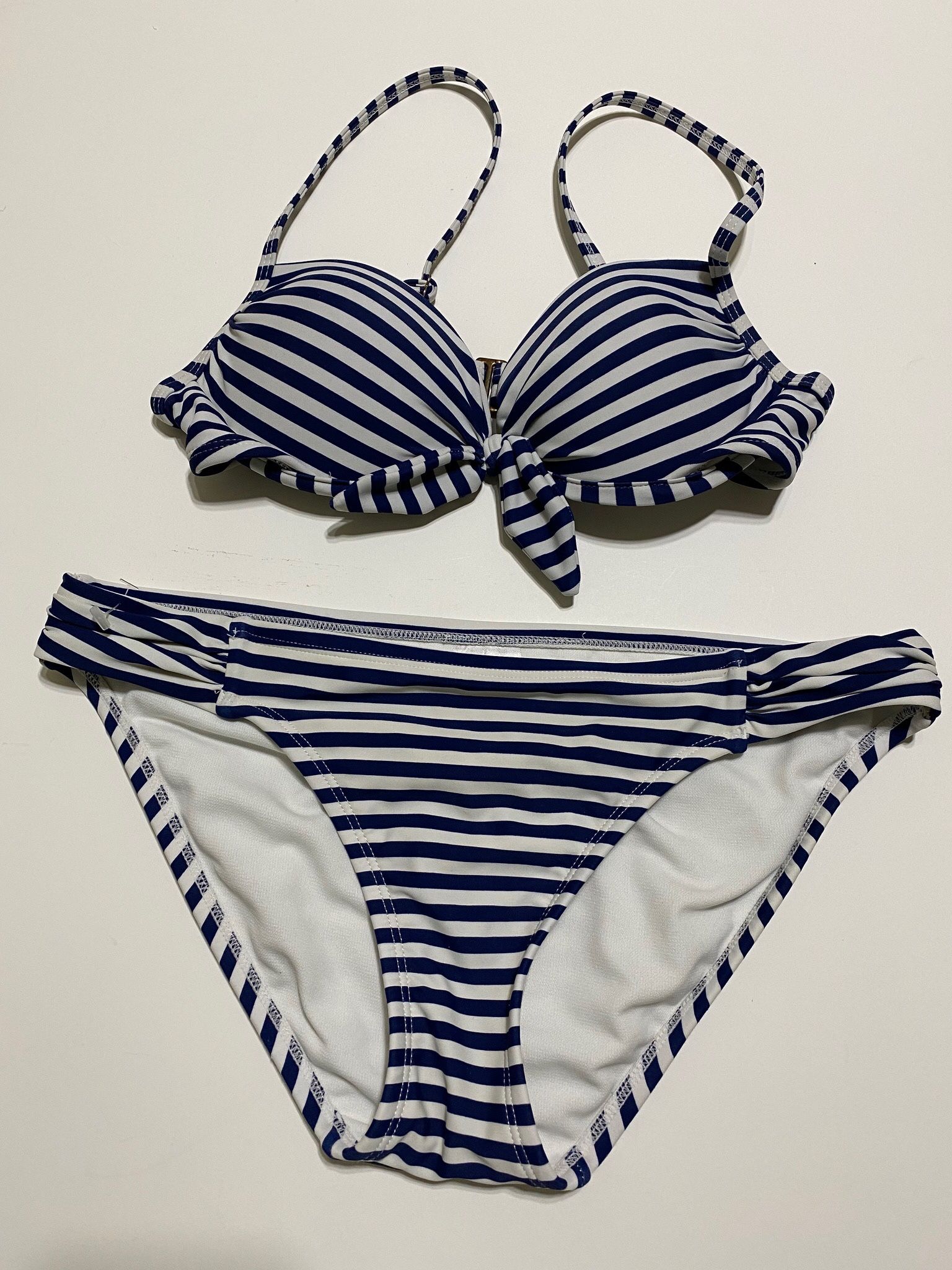 Xhilaration Bathing Suit 2 Pcs Bikini Set Womens Swimwear SZ S/M Navy / White Stripes