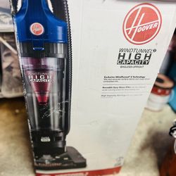 Hoover WindTunnel 2 High Capacity Cup Allergen Blocking Bagless Upright Vacuum