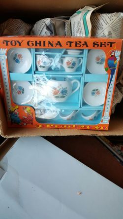 1970z toy china set