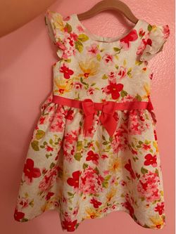 Beautiful floral dress 👗 Size 5 Toddler