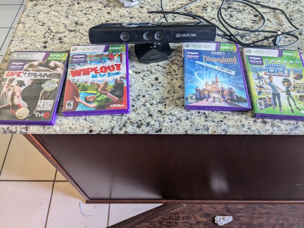 Xbox 360 Kinect With 4 Games