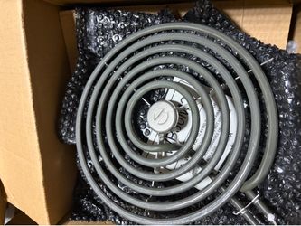 Stove Burners & Drip Pans New (Near Eastlake Exit)