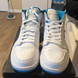 Air Jordan 1 Mid 11/5
