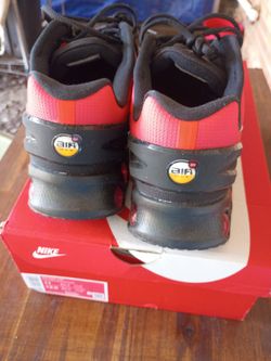 NEW Nike Air Max DN 10
