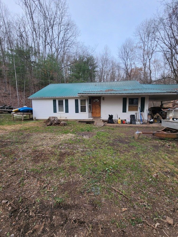 Home And 20-acres Near Red River Gorge