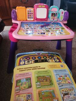 Write Activity Desk - Pink
Play Modes: The 3-in-1 desk