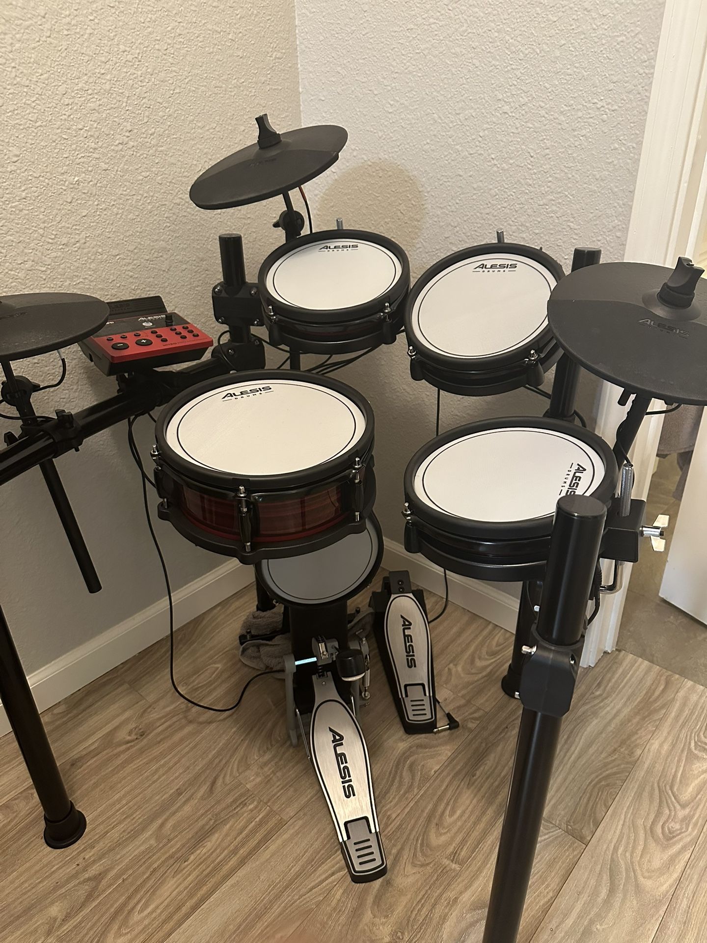 Alesis Nitro Pro Electric Drum Set