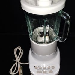 Kitchen Aid Vintage Glass Blender 