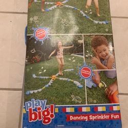 Little Tikes Dancing Sprinkler Fun Outdoor Water Toy