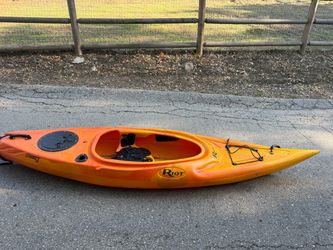 Riot Quest 10 Kayak