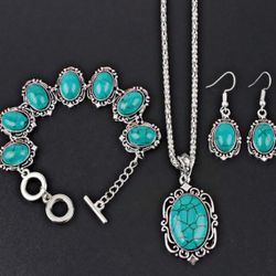 Beautiful Four Piece Turquoise Bracelet Necklace Earrings Set. New.