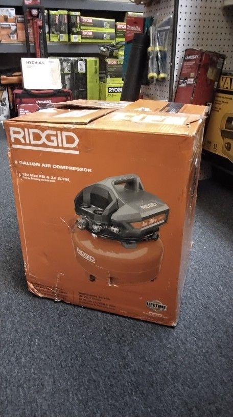 RIDGID 6 GALLON AIR COMPRESSOR