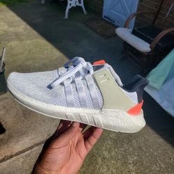 Sz. 10.5 adidas eqt support 93/17 boost white turbo red