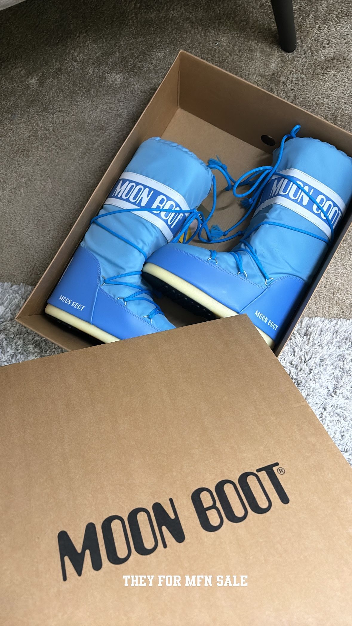 moon boots