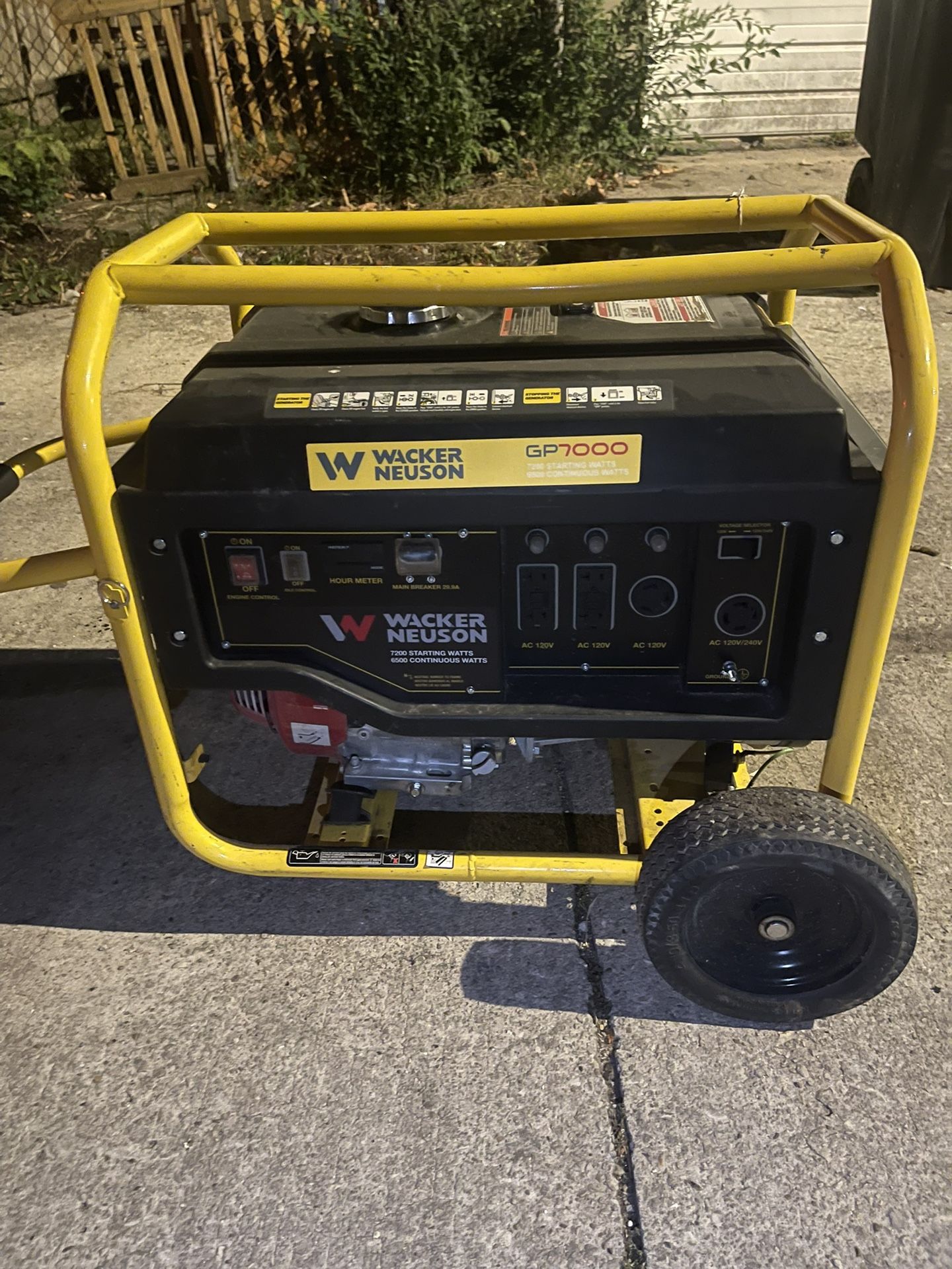 Top Brand Gas Powered Generator 7000